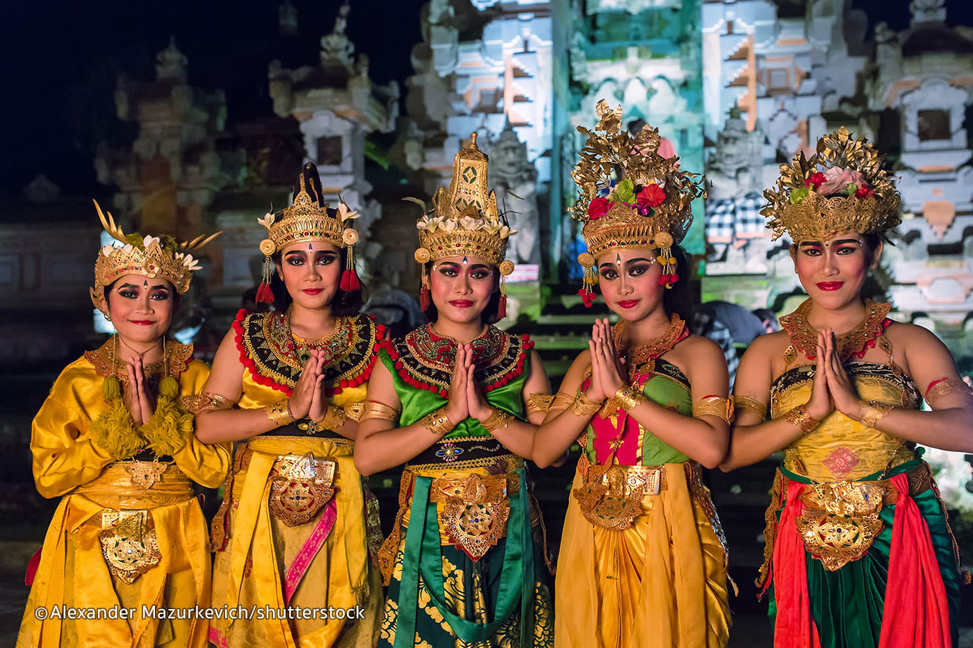 kecak-fire-dancer